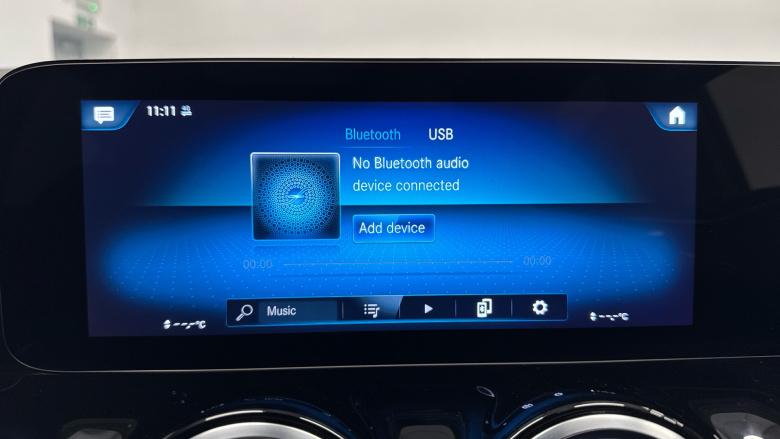 Mercedes-Benz Eqa 300 4M 168kW AMG Line Premium 66.5kWh 5dr Auto Electric Hatchback